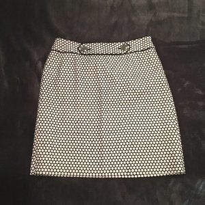 Ann Taylor Pencil Skirt Off White & Navy Hexagon Pattern (Size: 4 Petite) - NWOT